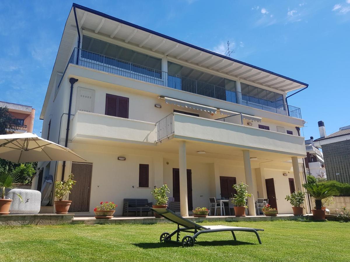 Villa RINALDI Termoli Esterno foto