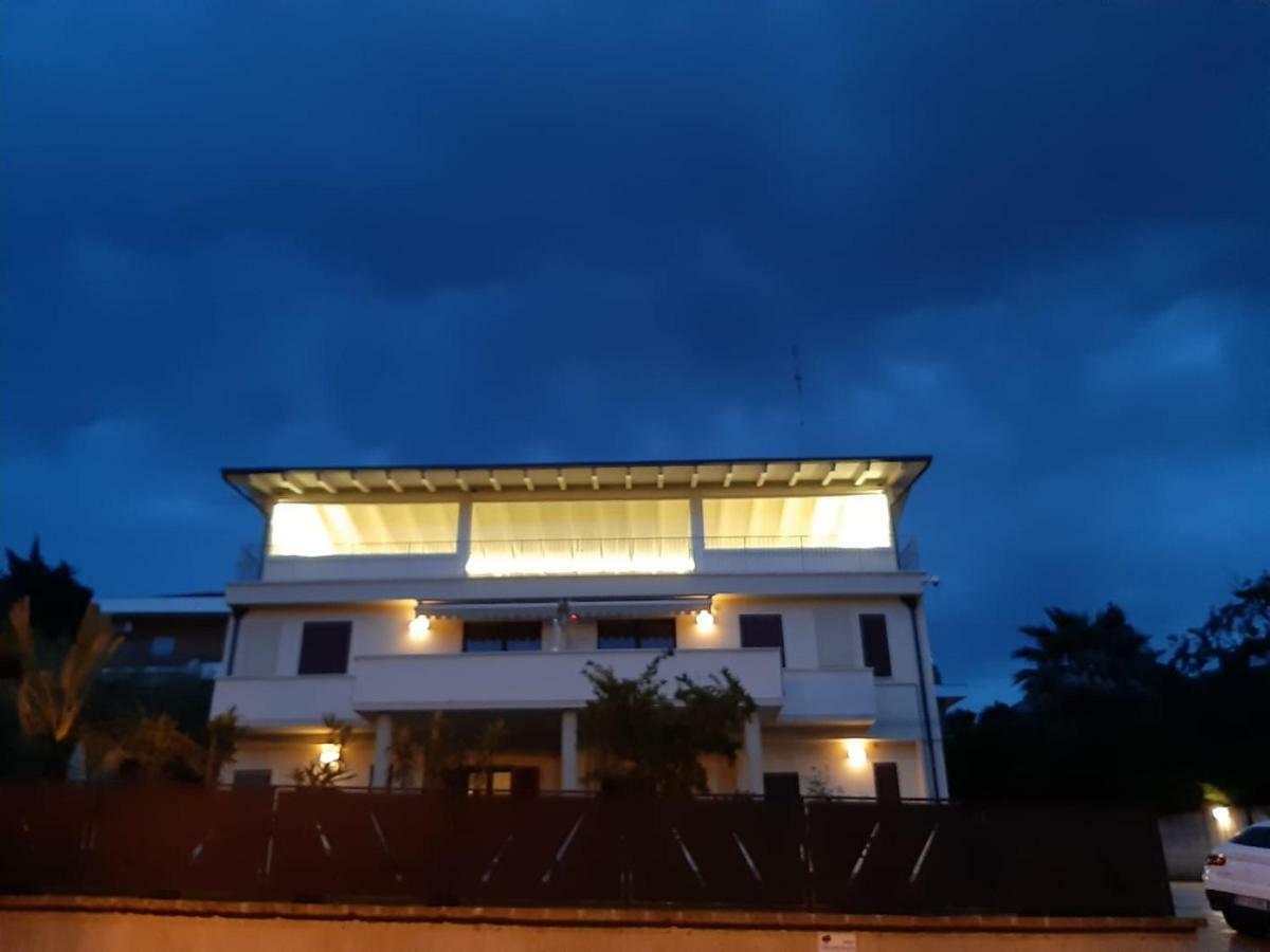 Villa RINALDI Termoli Esterno foto