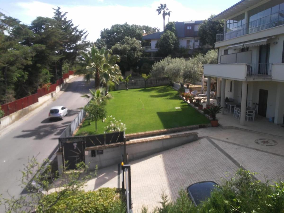 Villa RINALDI Termoli Esterno foto